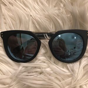 Henri Bendel women’s sunglasses